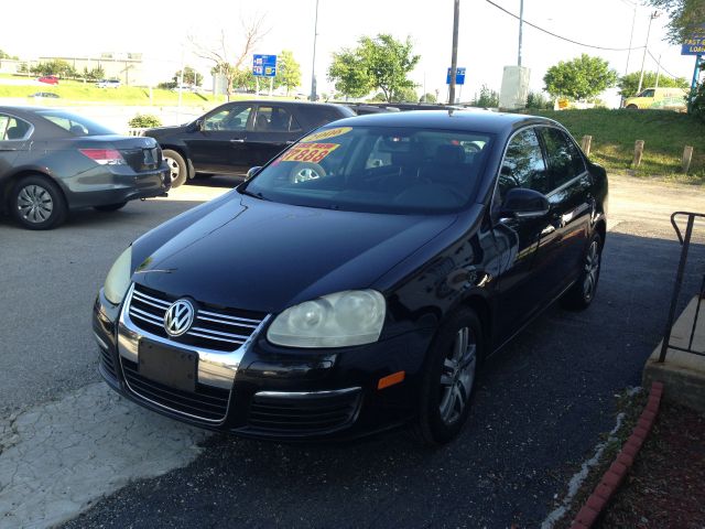 2006 Volkswagen Jetta Reg Cab 135.5 WB 4WD DRW