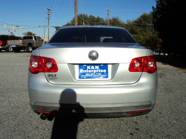 2006 Volkswagen Jetta 5.0L