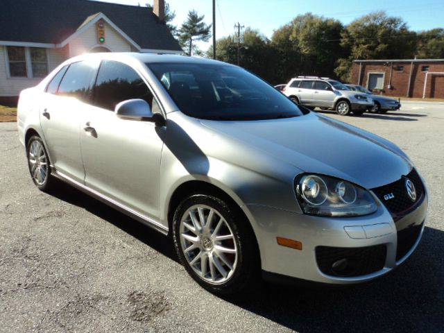 2006 Volkswagen Jetta 5.0L