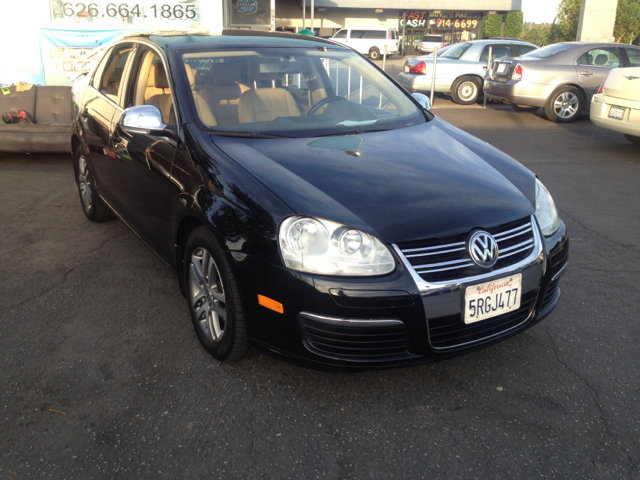 2006 Volkswagen Jetta Reg Cab 135.5 WB 4WD DRW