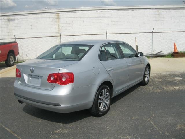 2006 Volkswagen Jetta LX AT