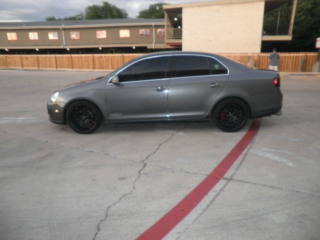 2006 Volkswagen Jetta 5.0L