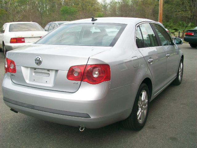 2006 Volkswagen Jetta CD With MP3