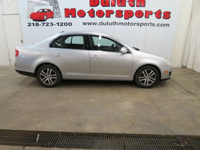 2006 Volkswagen Jetta Reg Cab 135.5 WB 4WD DRW