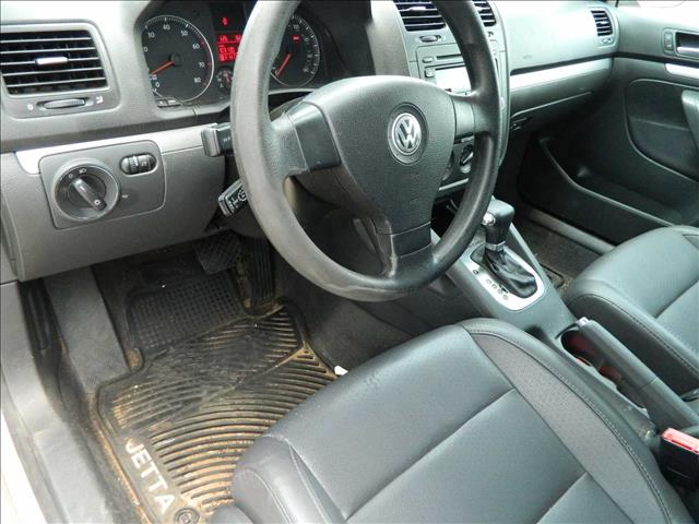 2006 Volkswagen Jetta 4WD Crew Cab 140.5
