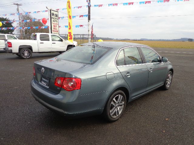 2006 Volkswagen Jetta Crew-short-slt-hemi-4wd-trx Offroad-1 Owner