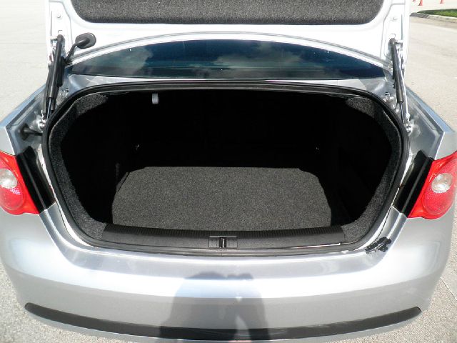 2006 Volkswagen Jetta Touring PKG RES W/nav