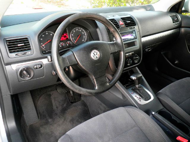 2006 Volkswagen Jetta Touring PKG RES W/nav