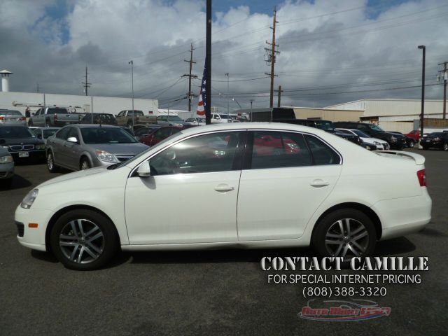 2006 Volkswagen Jetta Reg Cab 135.5 WB 4WD DRW