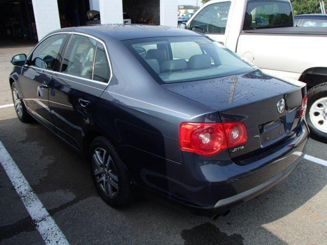 2006 Volkswagen Jetta LX AT
