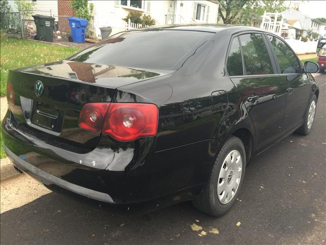 2006 Volkswagen Jetta T6 AWD 7-passenger Leather Moonroof