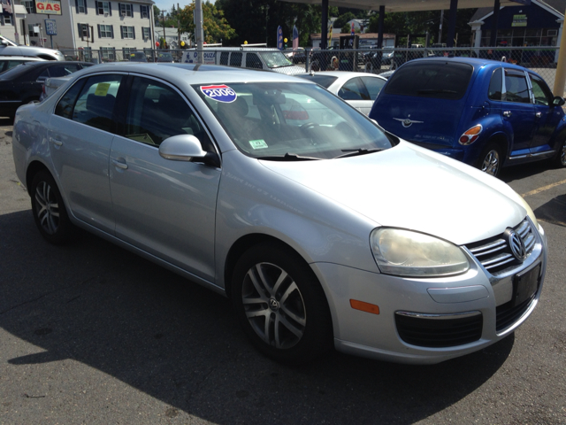 2006 Volkswagen Jetta Reg Cab 135.5 WB 4WD DRW