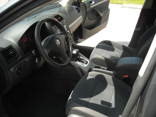 2006 Volkswagen Jetta Touring PKG RES W/nav