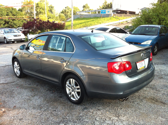 2007 Volkswagen Jetta Supercharged Notchback