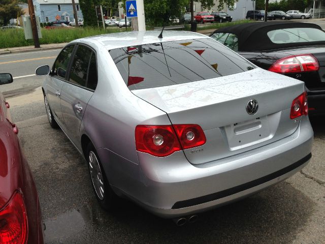 2007 Volkswagen Jetta Touring PKG RES W/nav