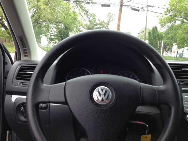 2007 Volkswagen Jetta Touring PKG RES W/nav