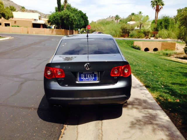 2007 Volkswagen Jetta Crew Cab Amarillo 4X4