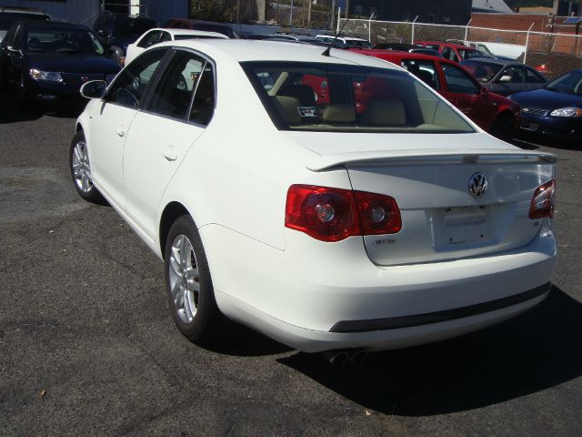 2007 Volkswagen Jetta Touring W/res W/navi