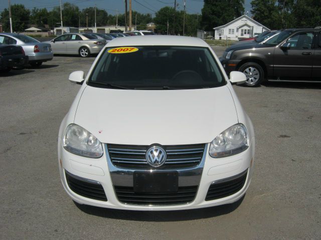 2007 Volkswagen Jetta Reg Cab 135.5 WB 4WD DRW