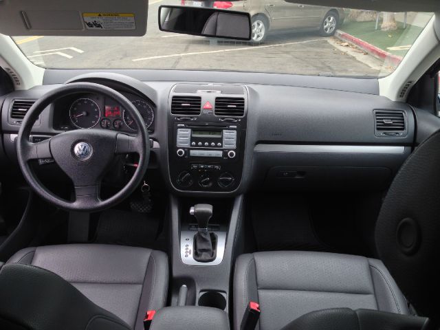 2007 Volkswagen Jetta Touring W/res W/navi