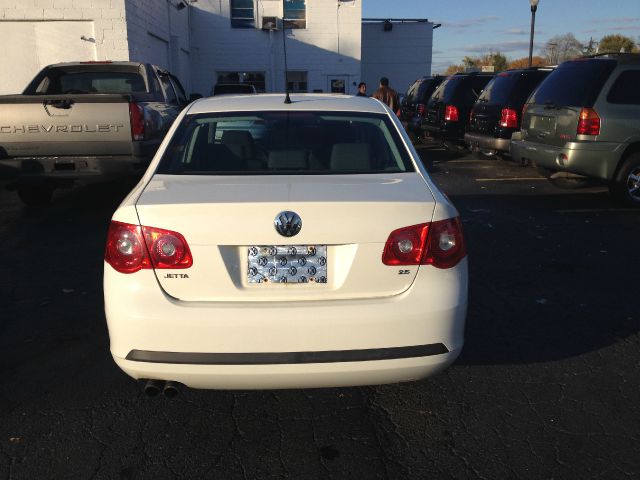 2007 Volkswagen Jetta Touring PKG RES W/nav