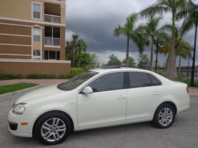 2007 Volkswagen Jetta Supercharged Notchback