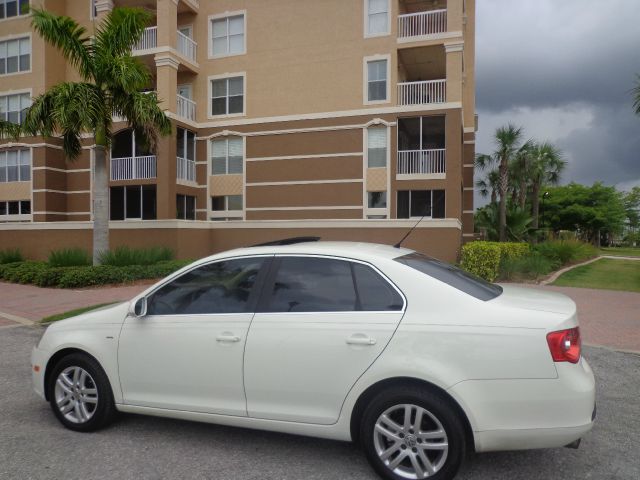 2007 Volkswagen Jetta Supercharged Notchback