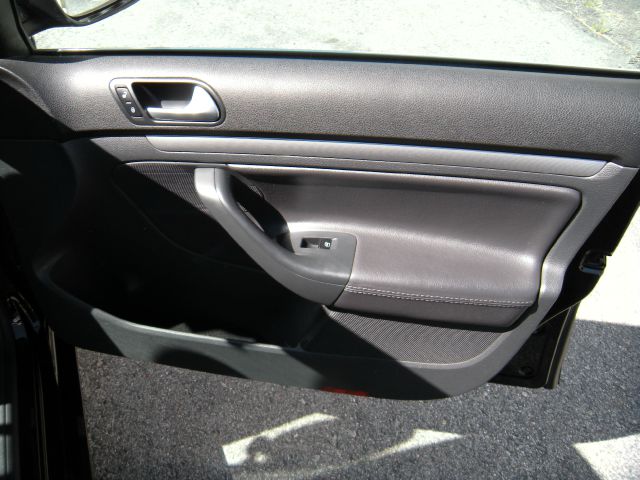 2008 Volkswagen Jetta Supercharged Notchback