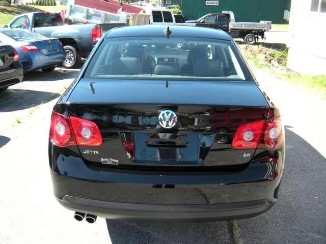 2008 Volkswagen Jetta Supercharged Notchback
