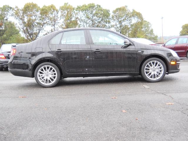 2008 Volkswagen Jetta Mach 1 Coupe 2D