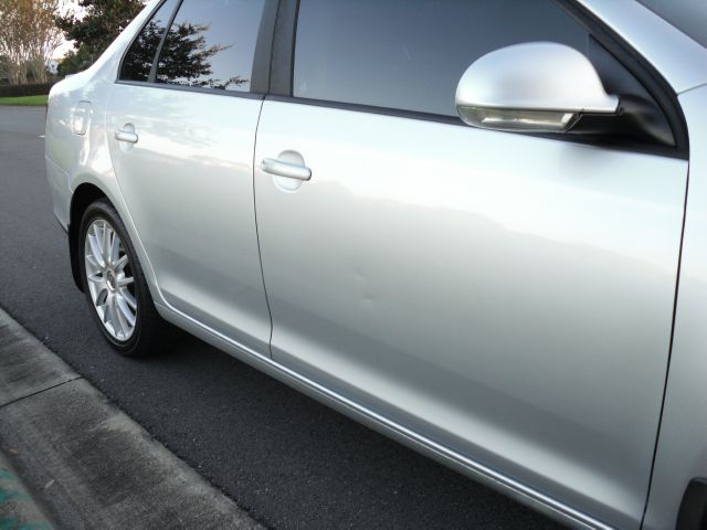 2008 Volkswagen Jetta Supercharged Notchback