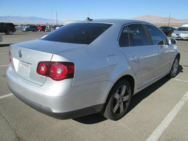 2008 Volkswagen Jetta Supercharged Notchback