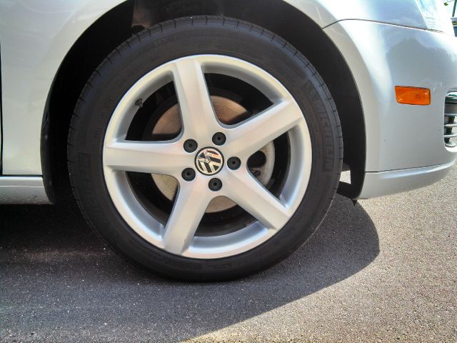 2009 Volkswagen Jetta CD With MP3