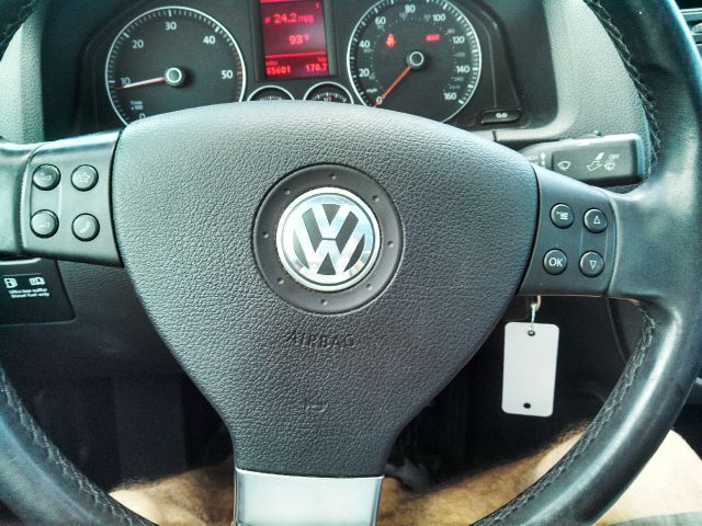 2009 Volkswagen Jetta CD With MP3