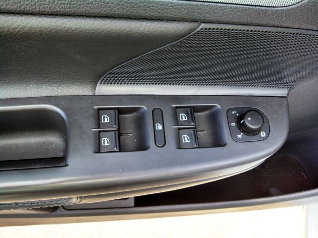 2009 Volkswagen Jetta CD With MP3