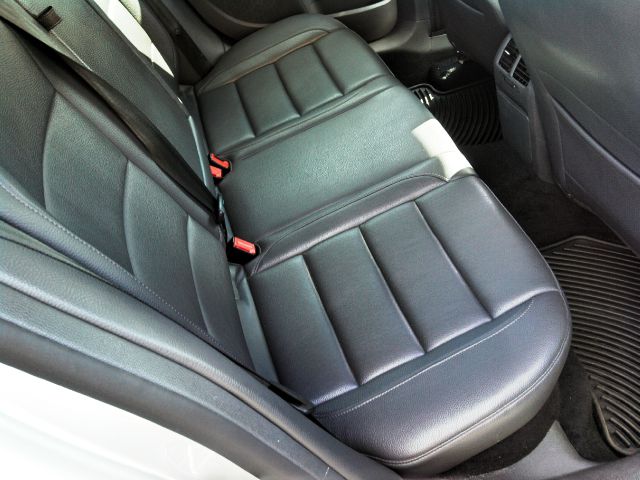 2009 Volkswagen Jetta CD With MP3