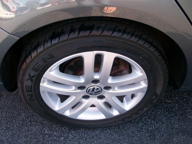 2009 Volkswagen Jetta CD With MP3