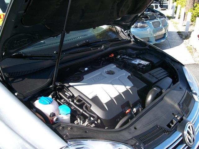 2009 Volkswagen Jetta CD With MP3