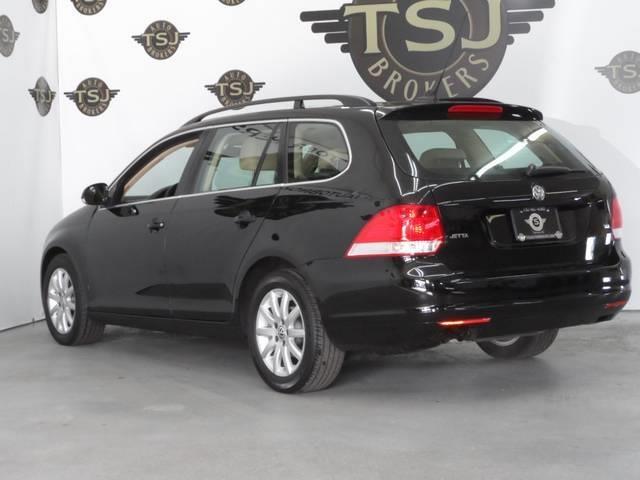 2009 Volkswagen Jetta SEL Front-wheel Drive