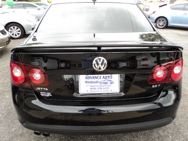 2009 Volkswagen Jetta Supercharged Notchback