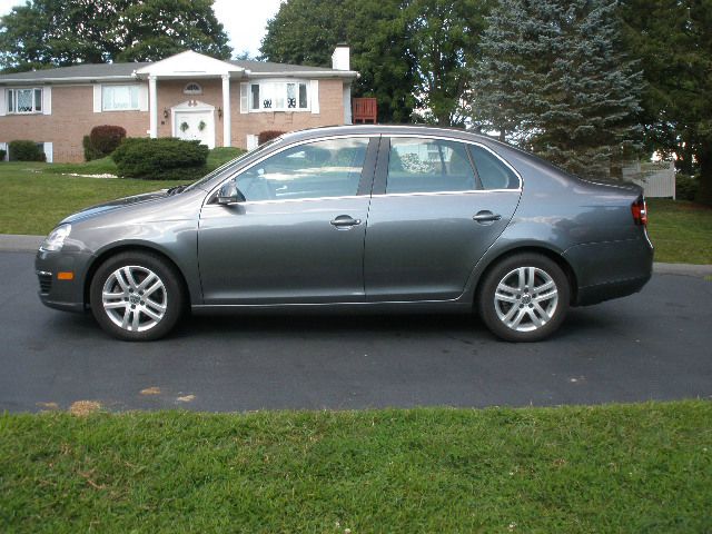 2009 Volkswagen Jetta CD With MP3