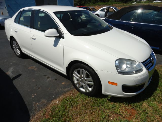 2009 Volkswagen Jetta CD With MP3