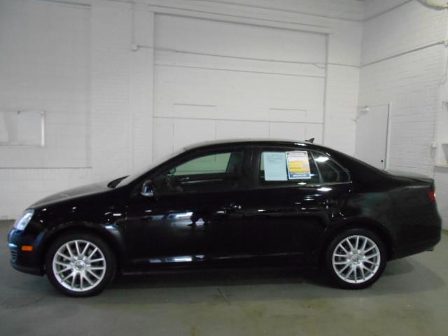 2009 Volkswagen Jetta 2WD 4dr XLT