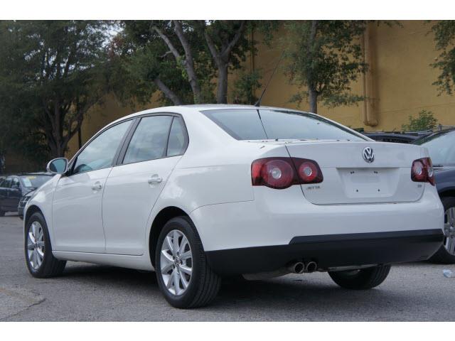 2010 Volkswagen Jetta SE