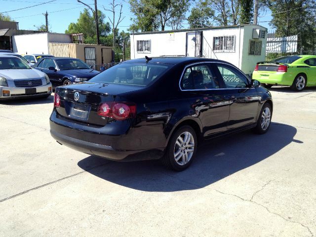 2010 Volkswagen Jetta CD With MP3