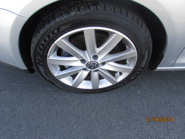 2010 Volkswagen Jetta Touring W/res W/navi