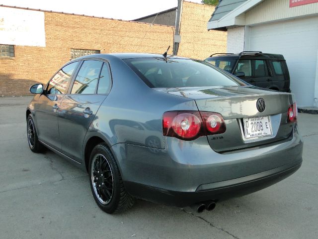 2010 Volkswagen Jetta XLT Superduty Turbo Diesel
