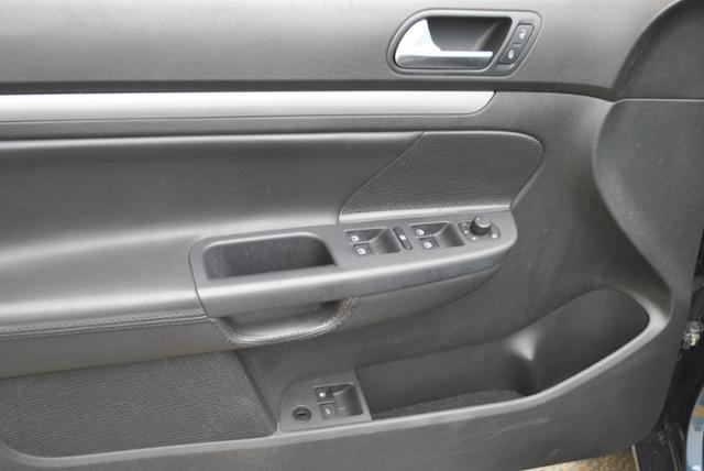 2010 Volkswagen Jetta SLT 25