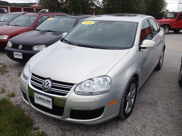 2010 Volkswagen Jetta CD With MP3