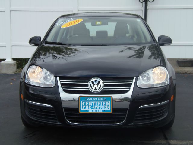 2010 Volkswagen Jetta CD With MP3
